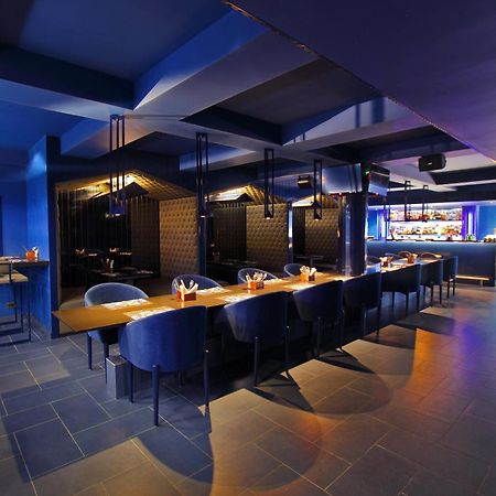 Kochi Park Residency Luxury Business Hotel מראה חיצוני תמונה
