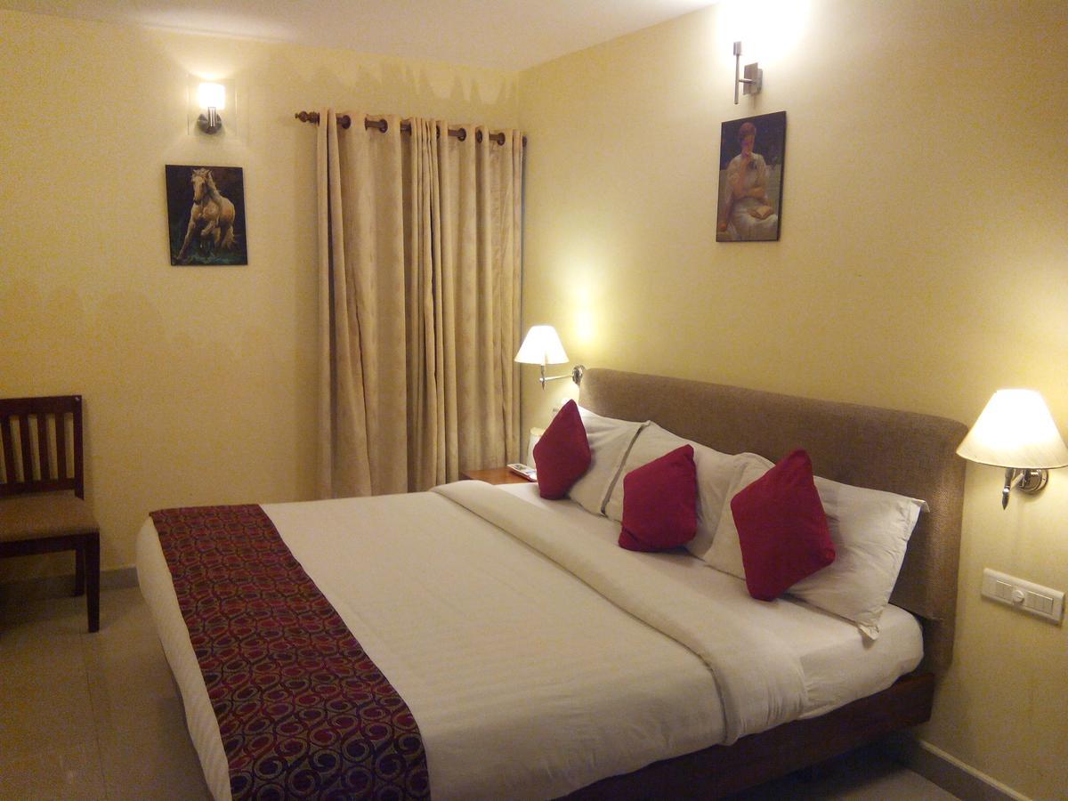 Kochi Park Residency Luxury Business Hotel מראה חיצוני תמונה